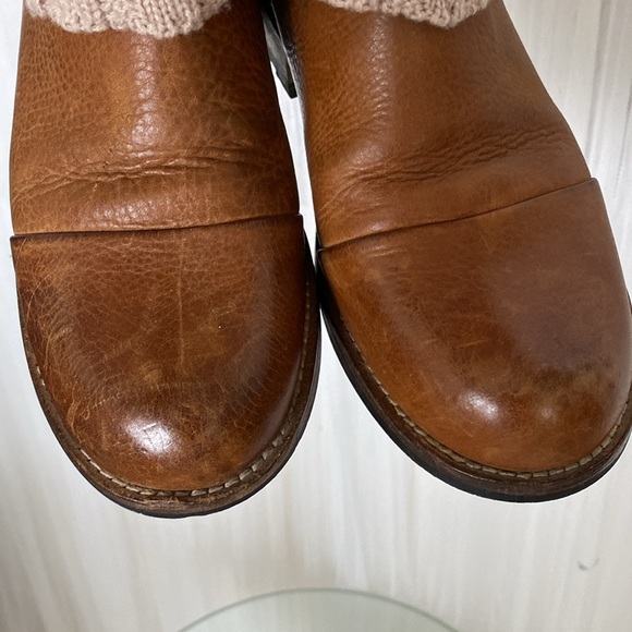 Kodiak Chelsea ankle distressed leather boots, colour cognac/tan knit top Size 7 - Picture 7 of 16